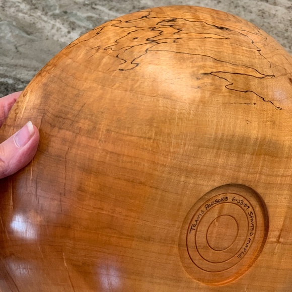Beautiful Spalted Maple Carved Bowl. New! - Picture 7 of 14